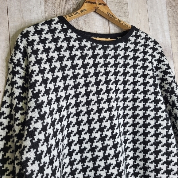 Marks & Spencer Houndstooth Sweater. Black & White. Size 14 - Picture 5 of 12